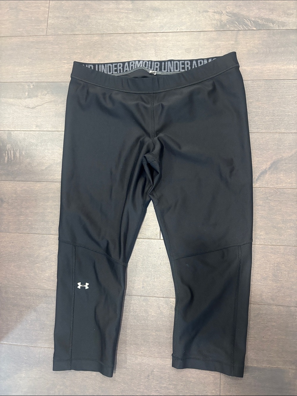 Under Armour Black Performance 3/4 Workout Leggings